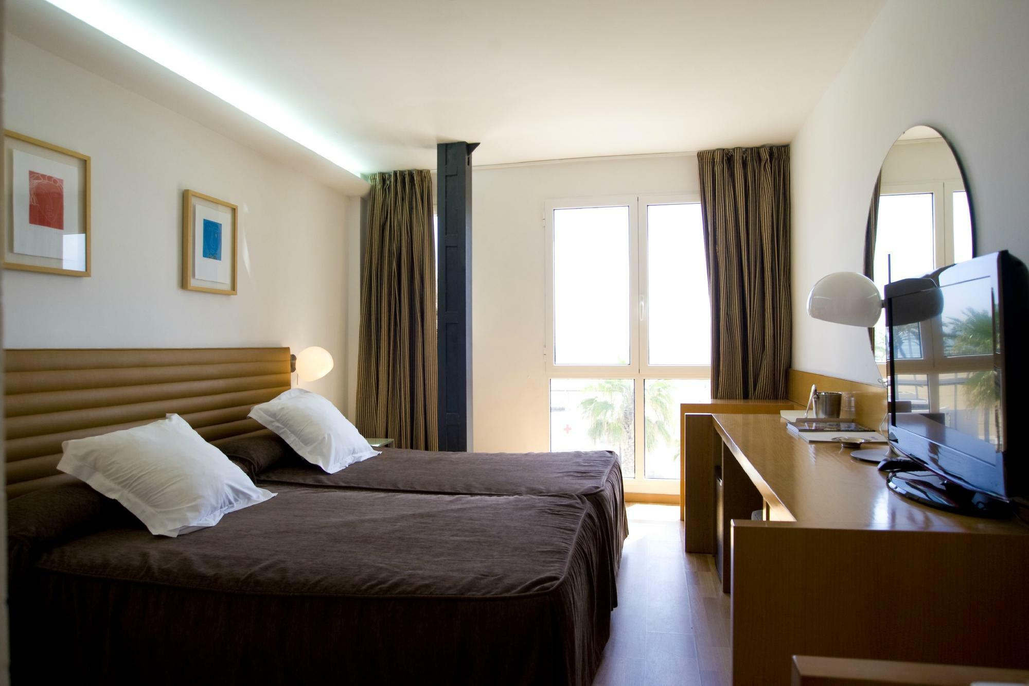 Hotel Miramar Mallorca ปอร์ต เด โปเญนซา ภายนอก รูปภาพ